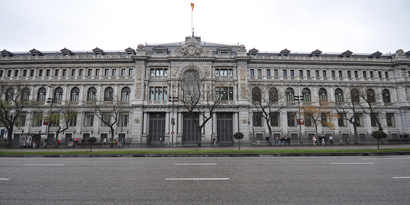 El director de economía del Banco de España renuncia después de presentar un informe anual
