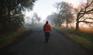 6 cosas que hacen los fundadores que escalan antes del desayuno