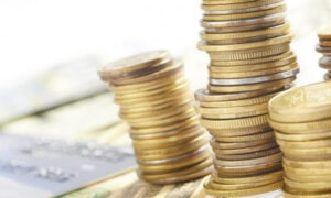 España gasta ahora más en intereses de la deuda (40.000 millones de euros) que en desempleo o defensa