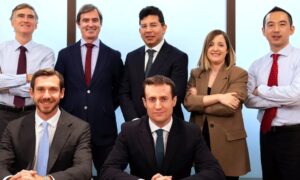 Cobas AM recoge beneficios y reasigna una cuarta parte de sus carteras hacia holdings familiares
