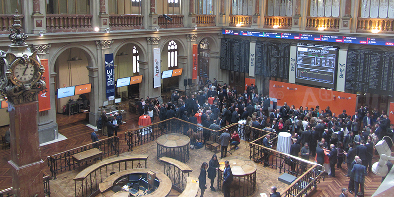 Cuarta semana consecutiva de ganancias en las bolsas europeas: el Ibex 35 sube un 0,92% y cierra en 18.852 puntos