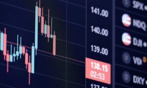 La remuneración basada en acciones alcanza su máximo histórico en EE. UU. y casi todos los sectores aumentan su emisión anual