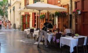 Panel Funcas eleva al 2,3% la previsión de crecimiento de España gracias a la resiliencia de la economía hasta junio