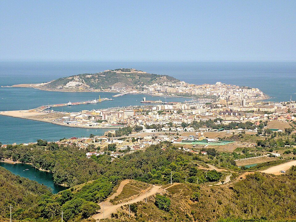 La Policía de Ceuta recibe 200 denuncias de delitos al día, diez veces más que antes del asalto