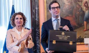 La economía española crece un 2,7% interanual en el 2T 2026