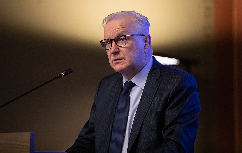 Olli Rehn pide la creación de un activo europeo “seguro y líquido” para profundizar y estructurar el mercado de bonos