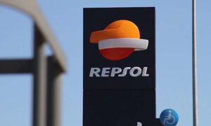 Repsol lanza un programa de recompra de acciones por 500 millones