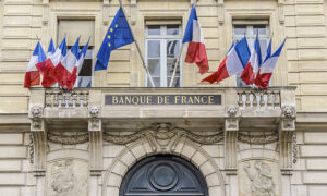Los disturbios alimentan la prima de riesgo de Francia y alcanzan niveles no vistos desde 2012